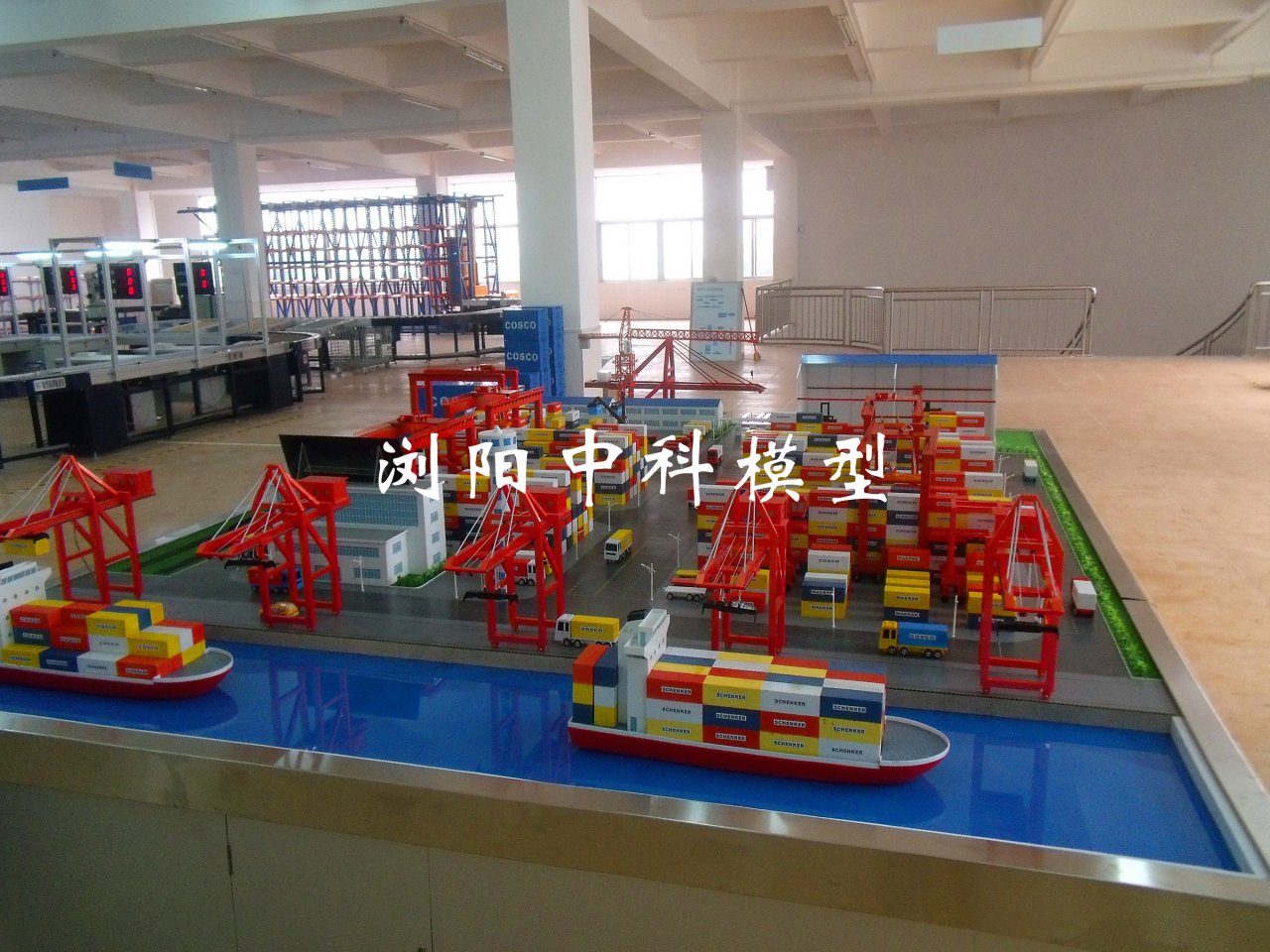 渤海大学港口沙盘模型